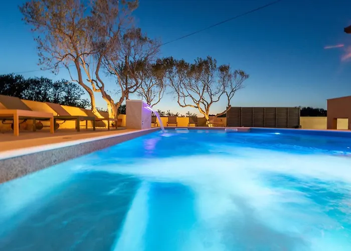 Villa Danica - By Guide