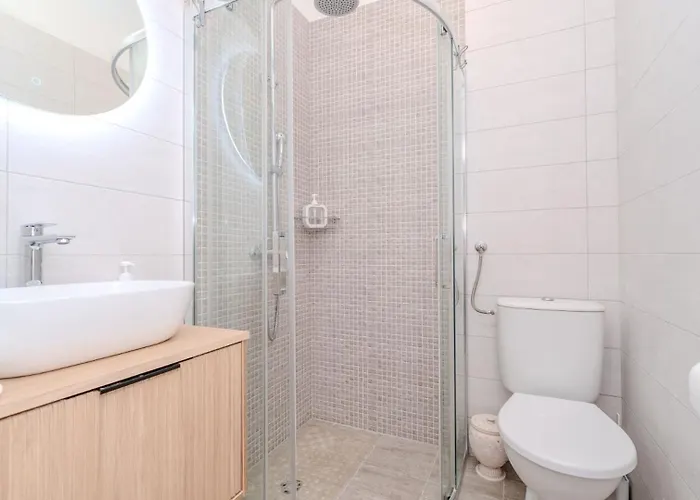 Villa Danica - By Guide *