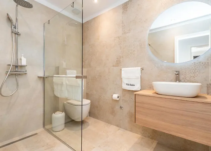 Villa Danica - By Guide Privlaka (Zadar)