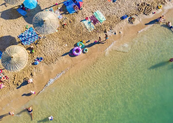 Villa Danica - By Guide