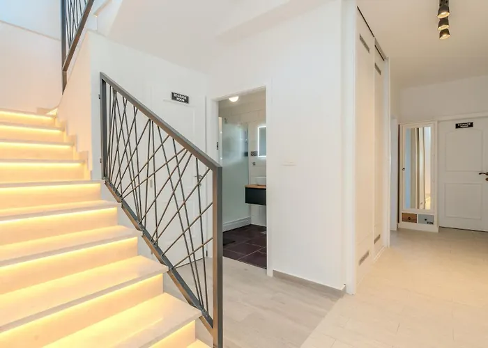 Danica - Privlaka By Guide