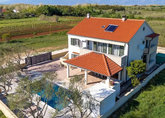 Danica - Privlaka By Guide *